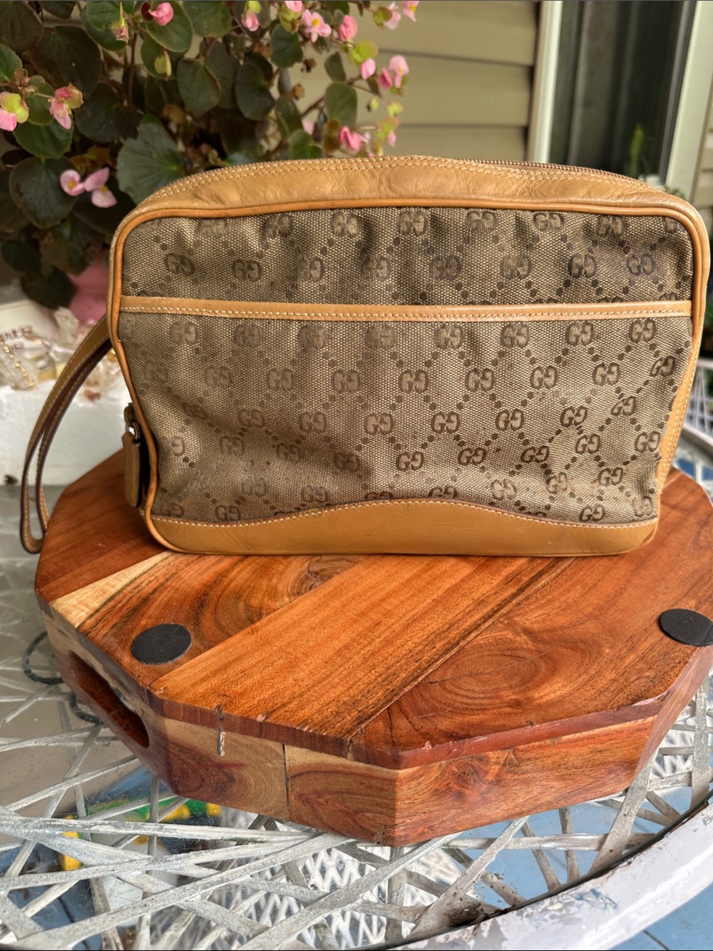 Gucci Beige/Brown GG Canvas Toiletry Case with Leather Trim vintage 80s